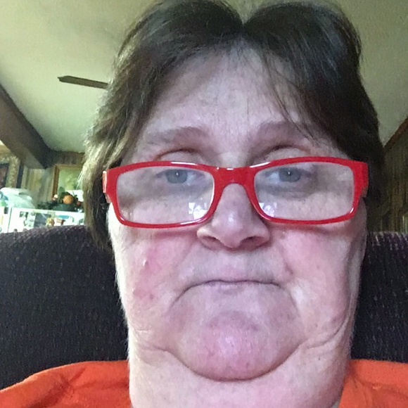 Meet your Posher, Ruby - Picture 1 of 1